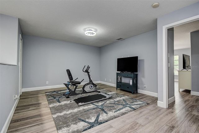 1426 HILLVIEW LANE, Tarpon Springs, FL 34689