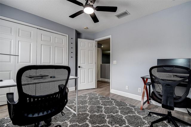1426 HILLVIEW LANE, Tarpon Springs, FL 34689