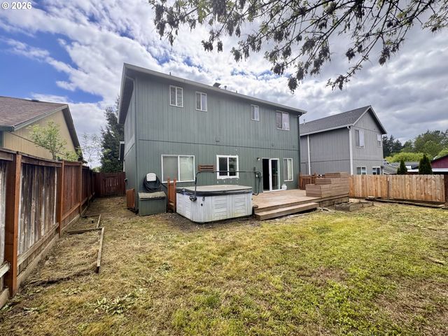 310 W 13TH St, Lafayette, OR 97127