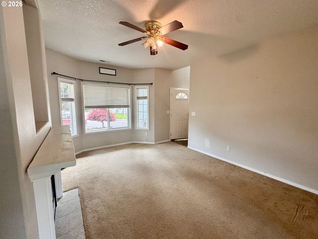 310 W 13TH St, Lafayette, OR 97127