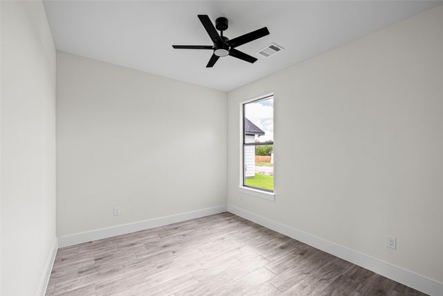 5622 Van Horn Drive, Granbury, TX 76048