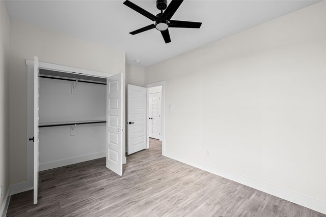 5622 Van Horn Drive, Granbury, TX 76048