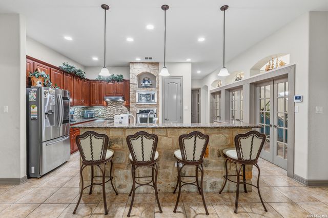 21815 ROAN BLF, San Antonio, TX 78259