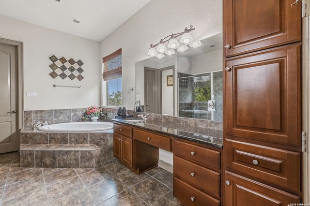 21815 ROAN BLF, San Antonio, TX 78259