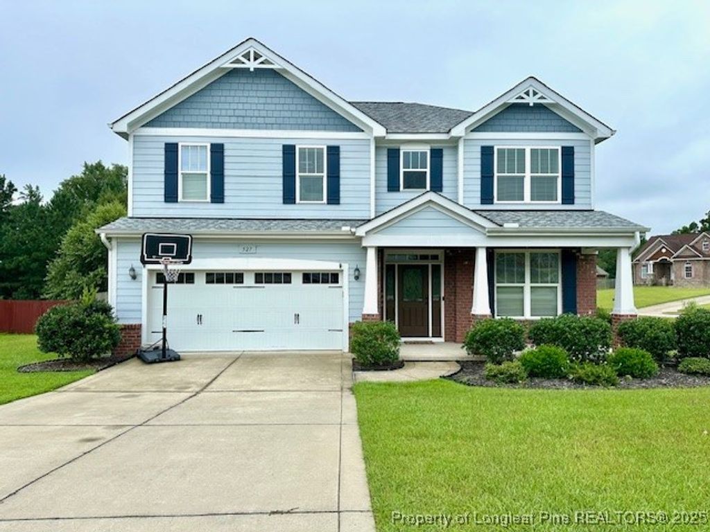 527 Coxwold Place, Fayetteville, NC 28311