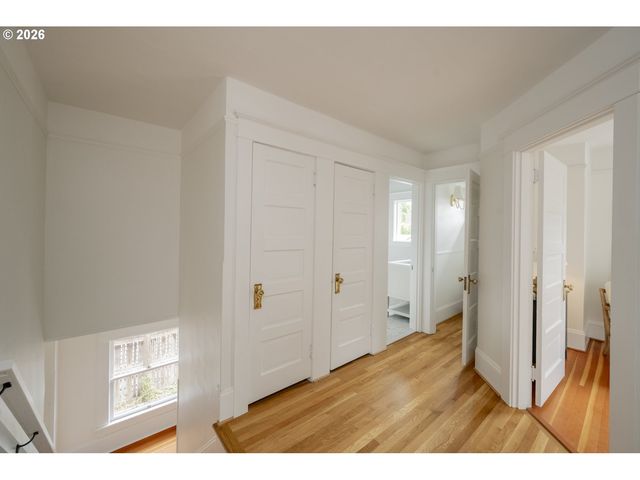 2012 Ne 26TH Ave, Portland, OR 97212