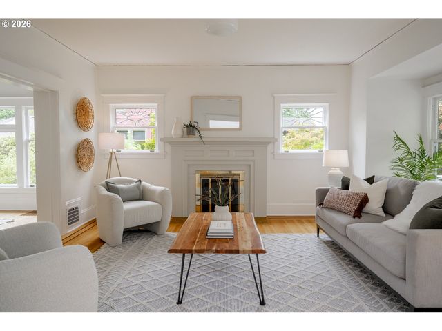 2012 Ne 26TH Ave, Portland, OR 97212