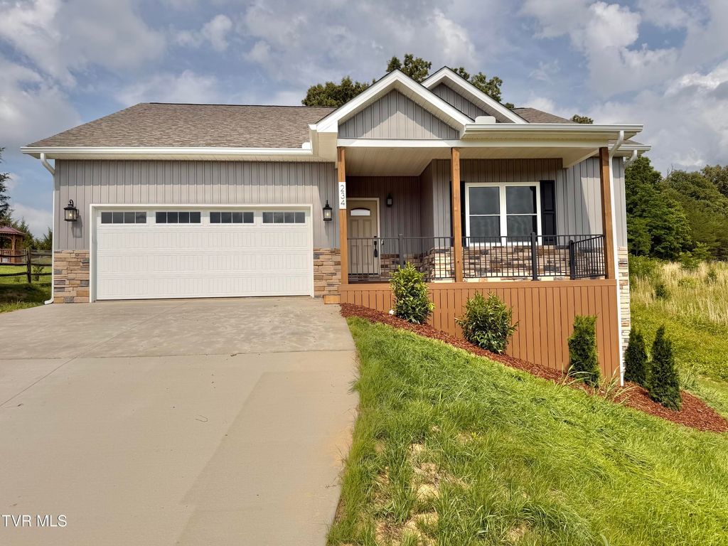 234 East Ridges Drive, Chuckey, TN 37641