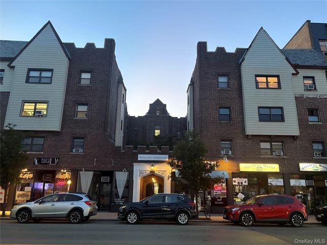 240 Halstead Avenue B5, Harrison, NY 10528