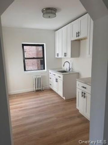 240 Halstead Avenue B5, Harrison, NY 10528