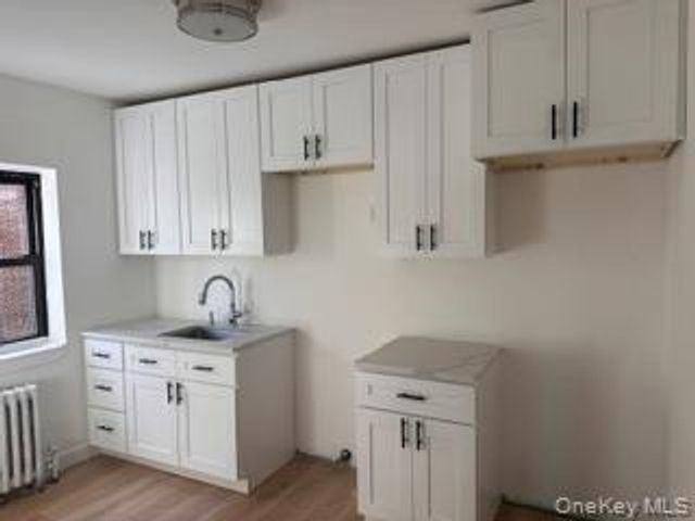 240 Halstead Avenue B5, Harrison, NY 10528