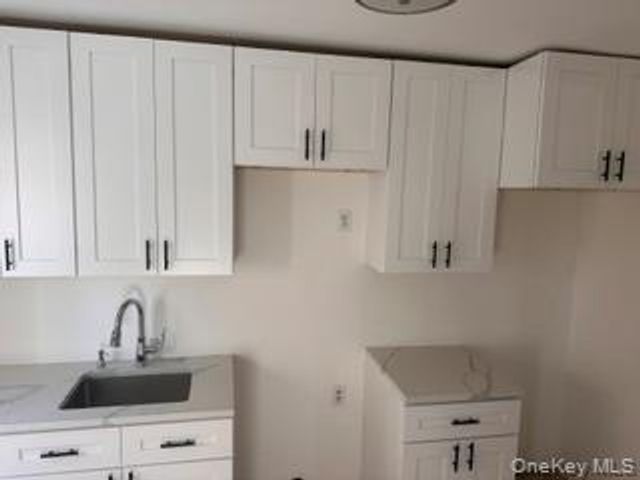 240 Halstead Avenue B5, Harrison, NY 10528