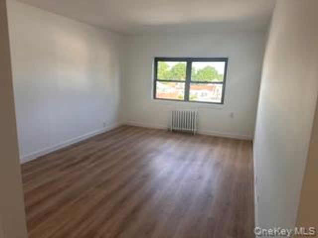 240 Halstead Avenue B5, Harrison, NY 10528