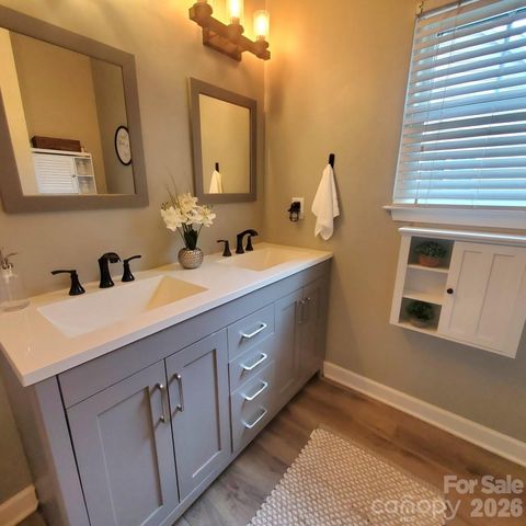 20452 Greenway Heights Drive, Cornelius, NC 28031