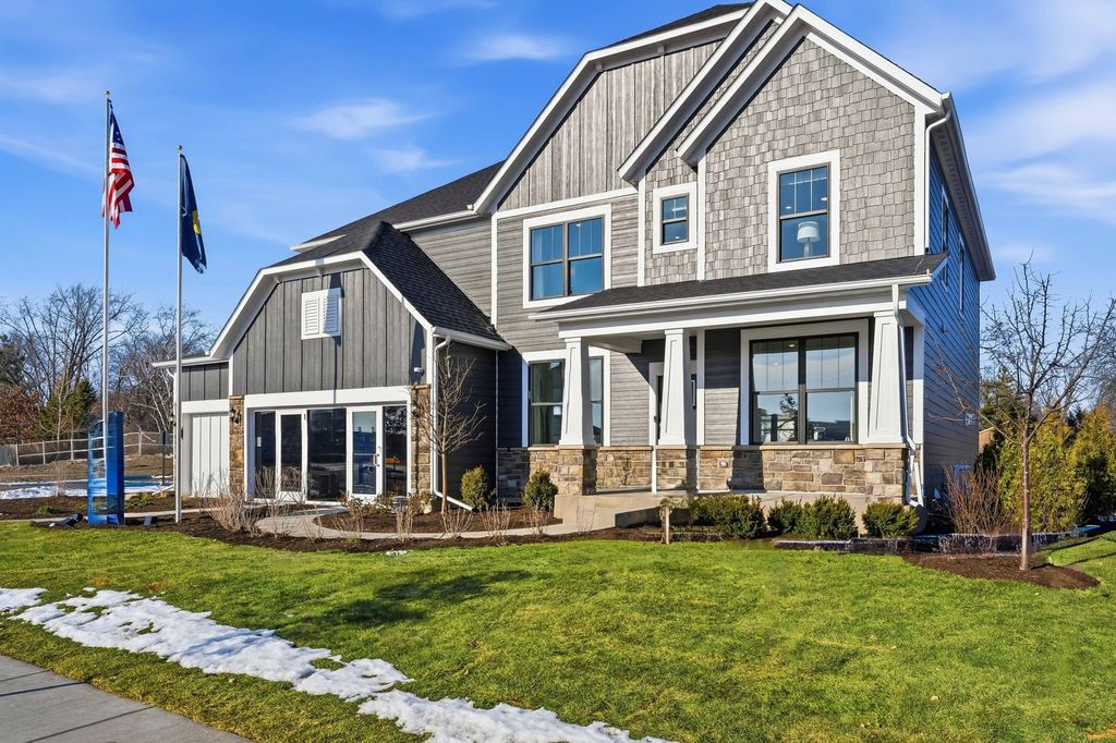 1820 Lewis Drive, Deerfield, IL 60015