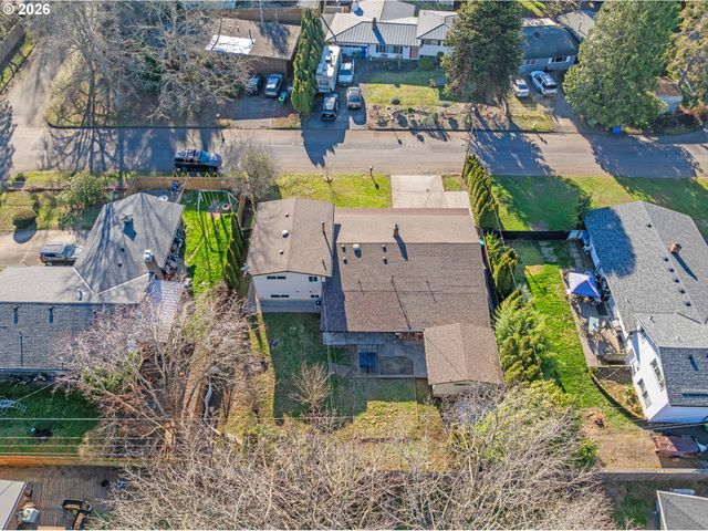 16627 Se BUSH St, Portland, OR 97236