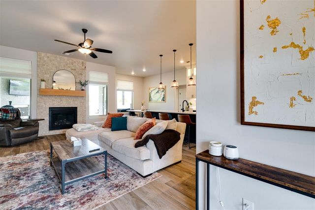 10801 NW 8th Street, Yukon, OK 73099