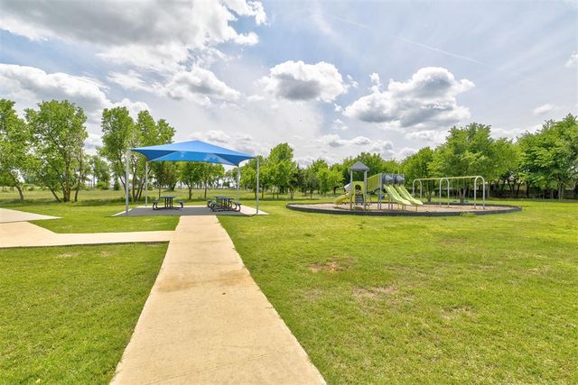10801 NW 8th Street, Yukon, OK 73099