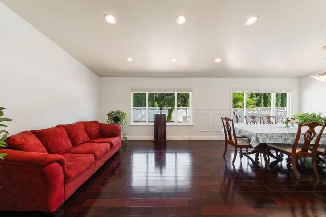 924 Alpine Ave, Manteca, CA 95336