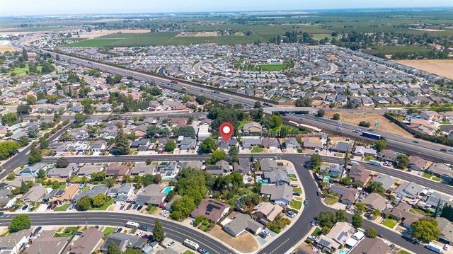 924 Alpine Ave, Manteca, CA 95336