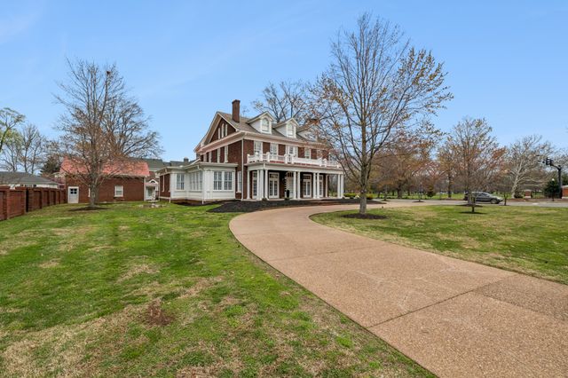 1153 E Main St, Murfreesboro, TN 37130