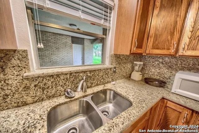 4703 DARLENE DR, San Antonio, TX 78222
