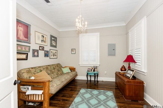 57742 Plaquemine St, Plaquemine, LA 70764