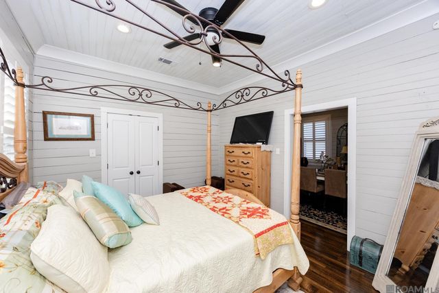 57742 Plaquemine St, Plaquemine, LA 70764