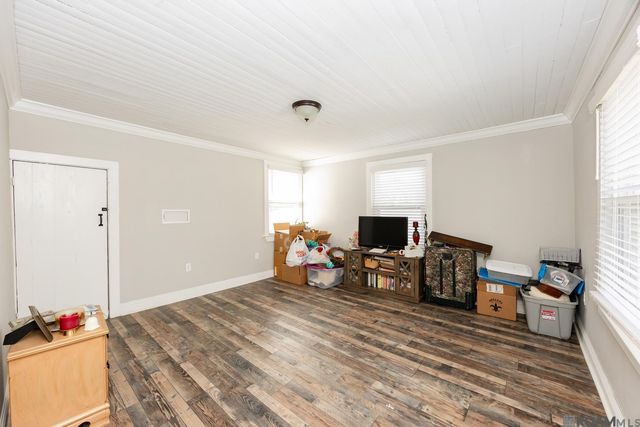 57742 Plaquemine St, Plaquemine, LA 70764