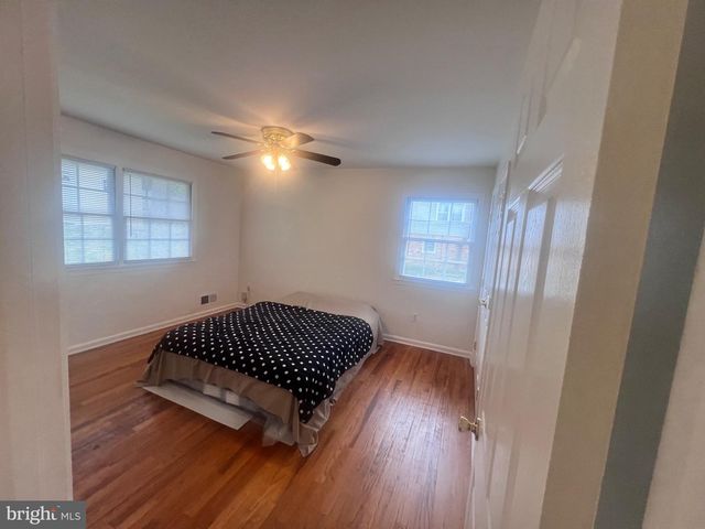 13235 STURBRIDGE RD, Woodbridge, VA 22192