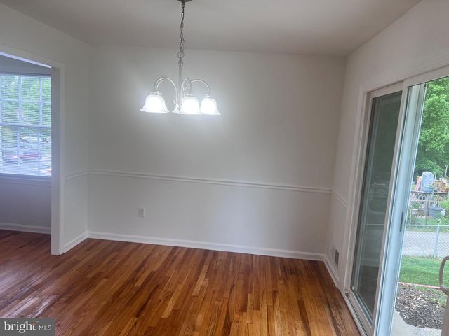 13235 STURBRIDGE RD, Woodbridge, VA 22192