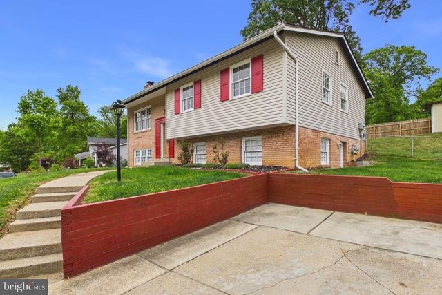 13235 STURBRIDGE RD, Woodbridge, VA 22192