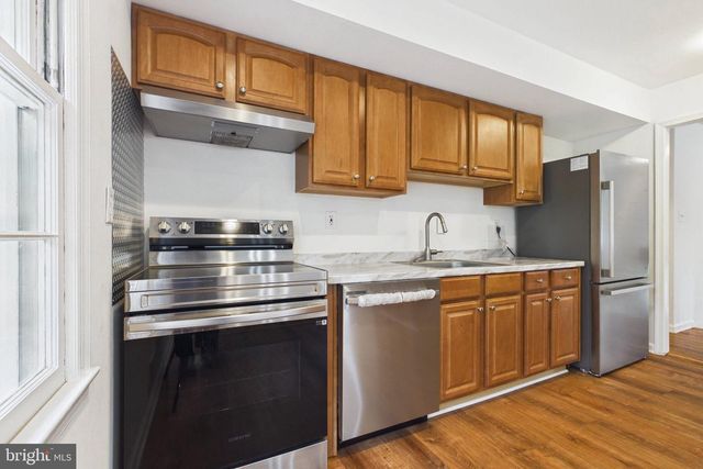 13235 STURBRIDGE RD, Woodbridge, VA 22192