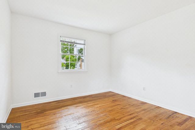 13235 STURBRIDGE RD, Woodbridge, VA 22192