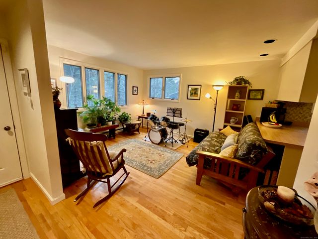 431 Trailsend Drive 431, Torrington, CT 06790