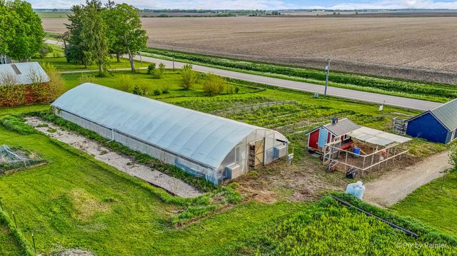 2S919 Dauberman Road, Elburn, IL 60119