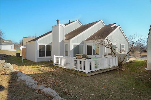 1425 Birdseye Court, Blue Springs, MO 64015