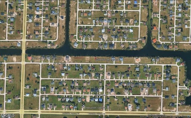 2209 NW 9th TER, Cape Coral, FL 33993