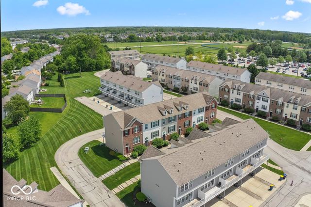 12726 Hannah Hill Road, Fishers, IN 46037