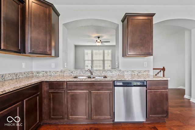 12726 Hannah Hill Road, Fishers, IN 46037