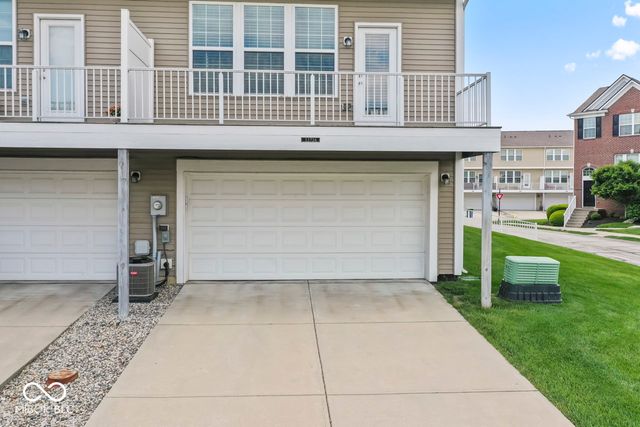 12726 Hannah Hill Road, Fishers, IN 46037