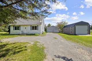 19785 S Lakeside Road, New Buffalo, MI 49117