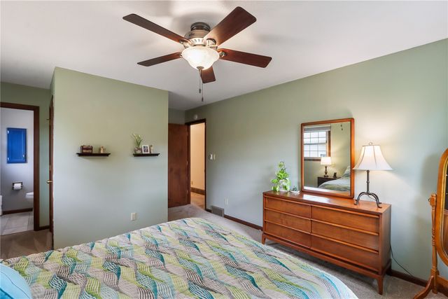 2543 29th Avenue, Marion, IA 52302