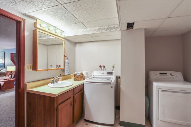 2543 29th Avenue, Marion, IA 52302