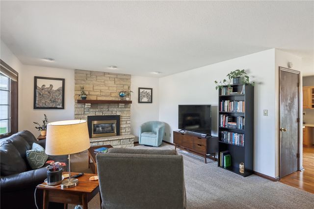 2543 29th Avenue, Marion, IA 52302