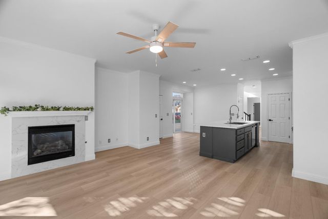 2280 Gibralter Ln, Tracy, CA 95377