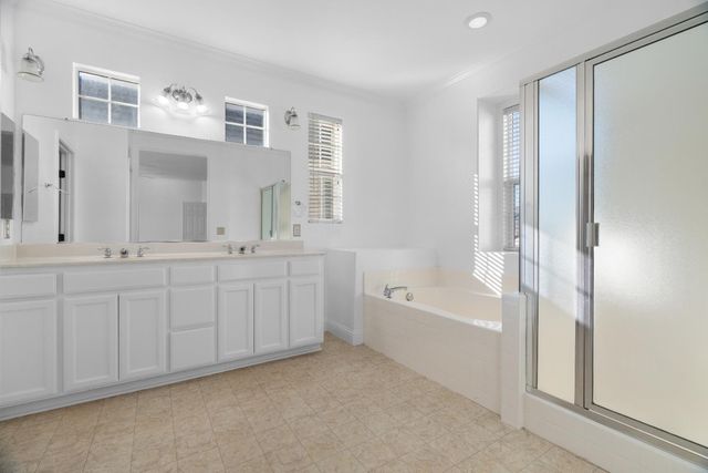 2280 Gibralter Ln, Tracy, CA 95377