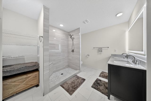 949 SW Fisherman Avenue, Port St Lucie, FL 34953