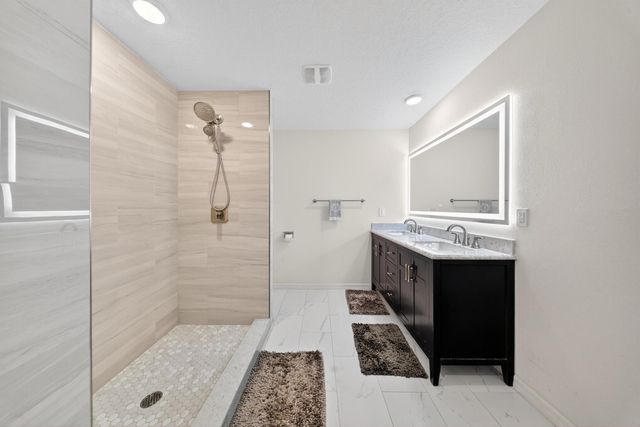 949 SW Fisherman Avenue, Port St Lucie, FL 34953