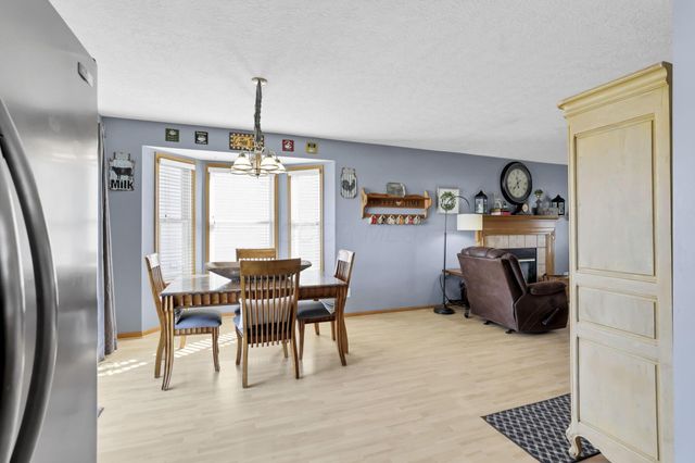 67 Gala Avenue, Pataskala, OH 43062